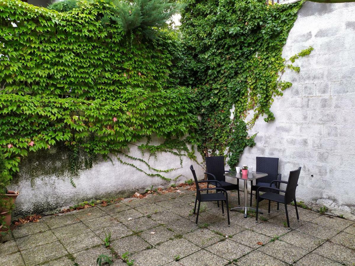 Kate & Jenny - Two-Level Apartment In The Old Town Bratysława Zewnętrze zdjęcie