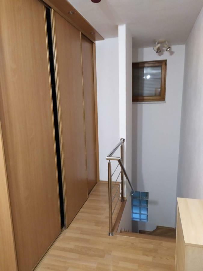 Kate & Jenny - Two-Level Apartment In The Old Town Bratysława Zewnętrze zdjęcie
